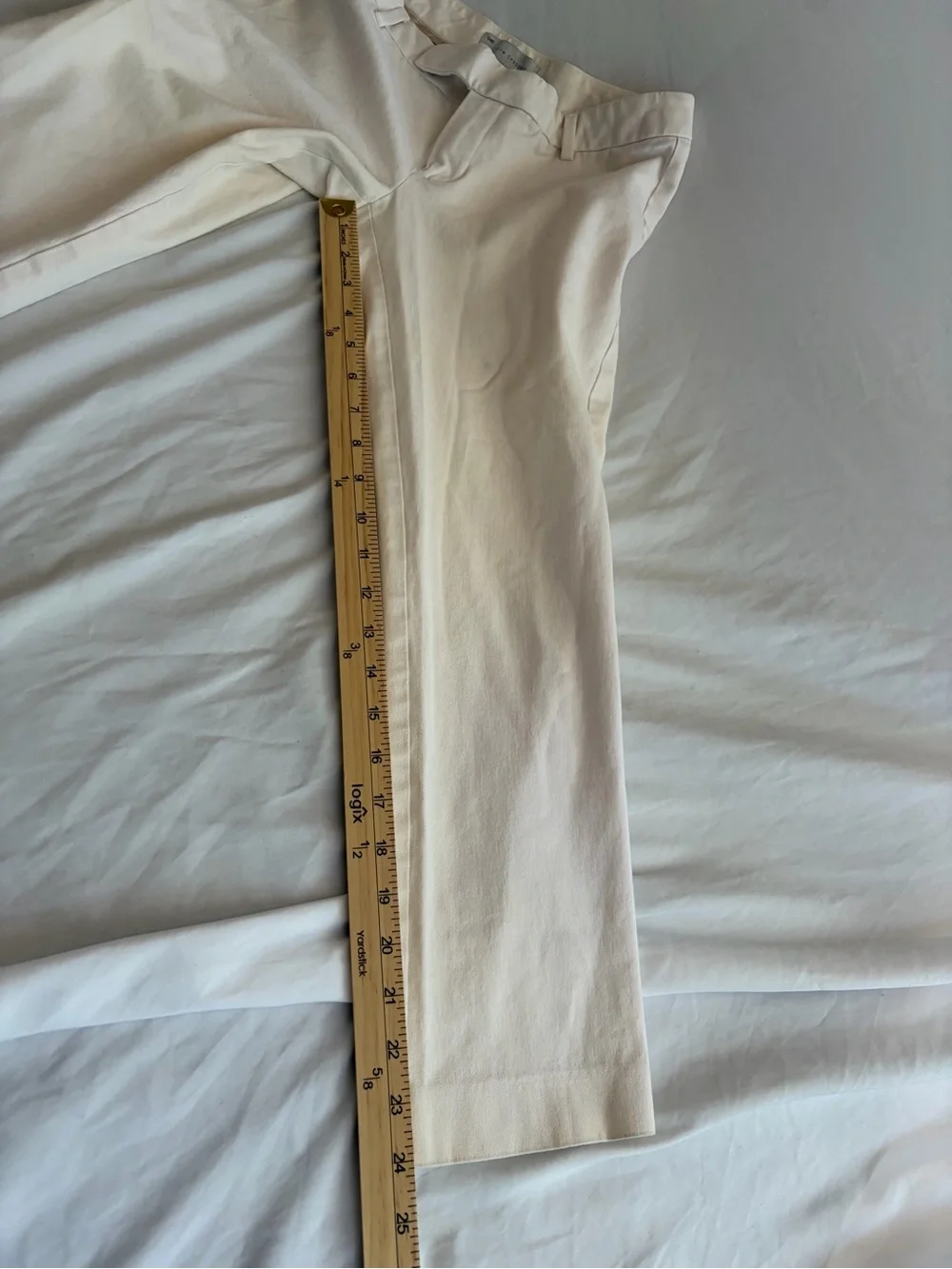 Gap Women's Slim Cropped White Pants Size 4